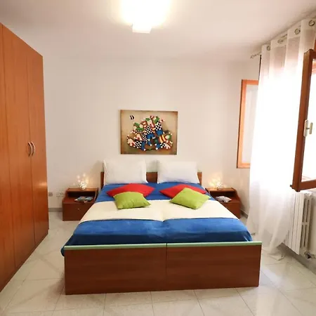 Casa Vacanze Carlotta A 5 6 Posti Appartement