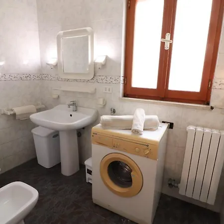 Appartement Casa Vacanze Carlotta A 5 6 Posti